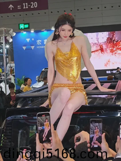 男按摩师舌头伸进去了